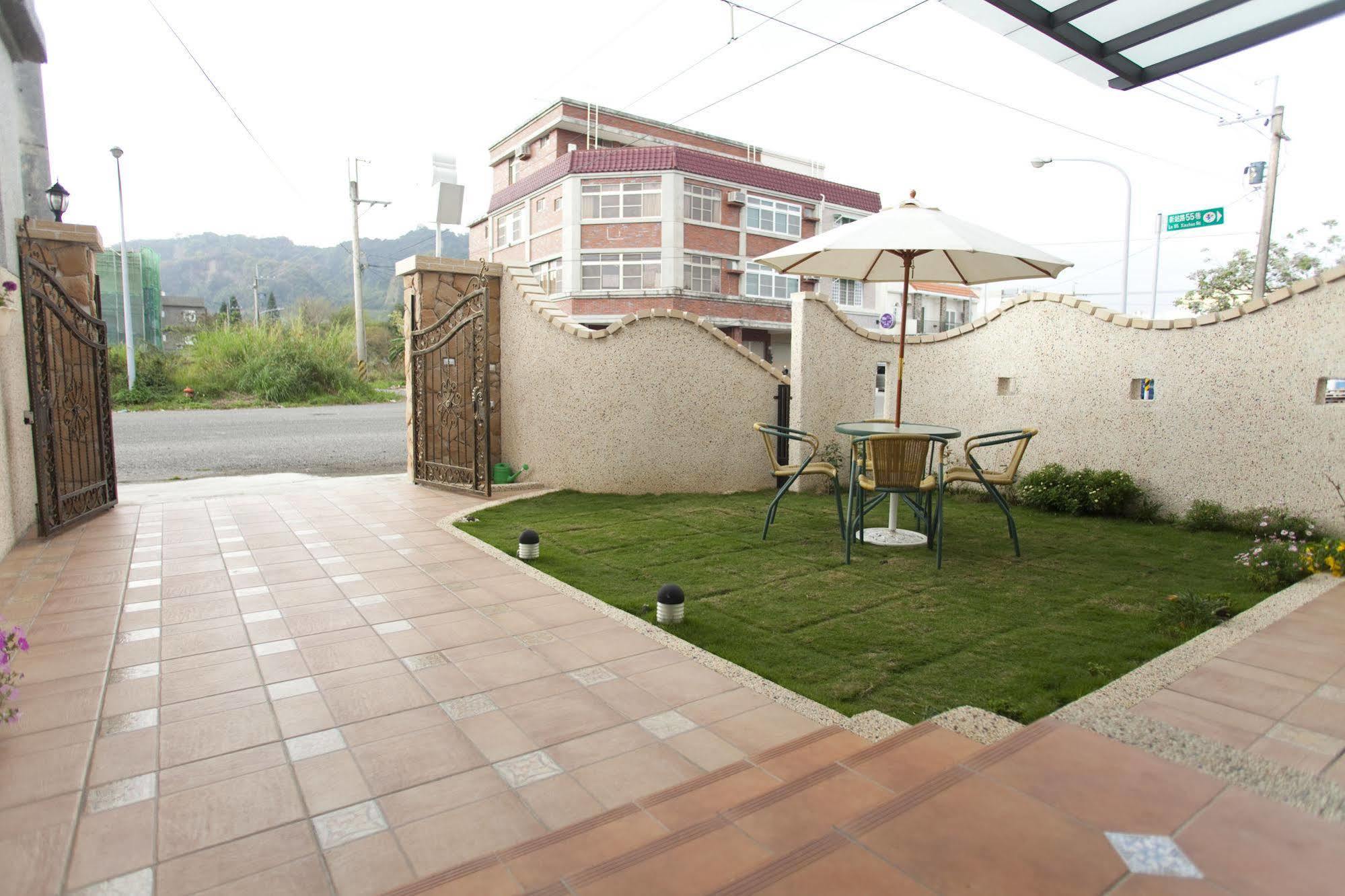 Blue Cotton Candy B&B Taitung Екстериор снимка